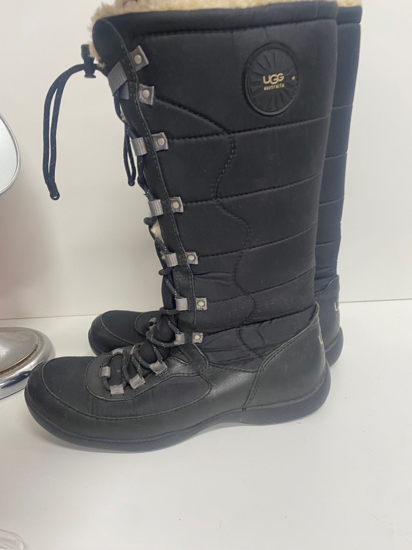 Fabulous UGG quilted high winter Boots UK6.5 Black SL495