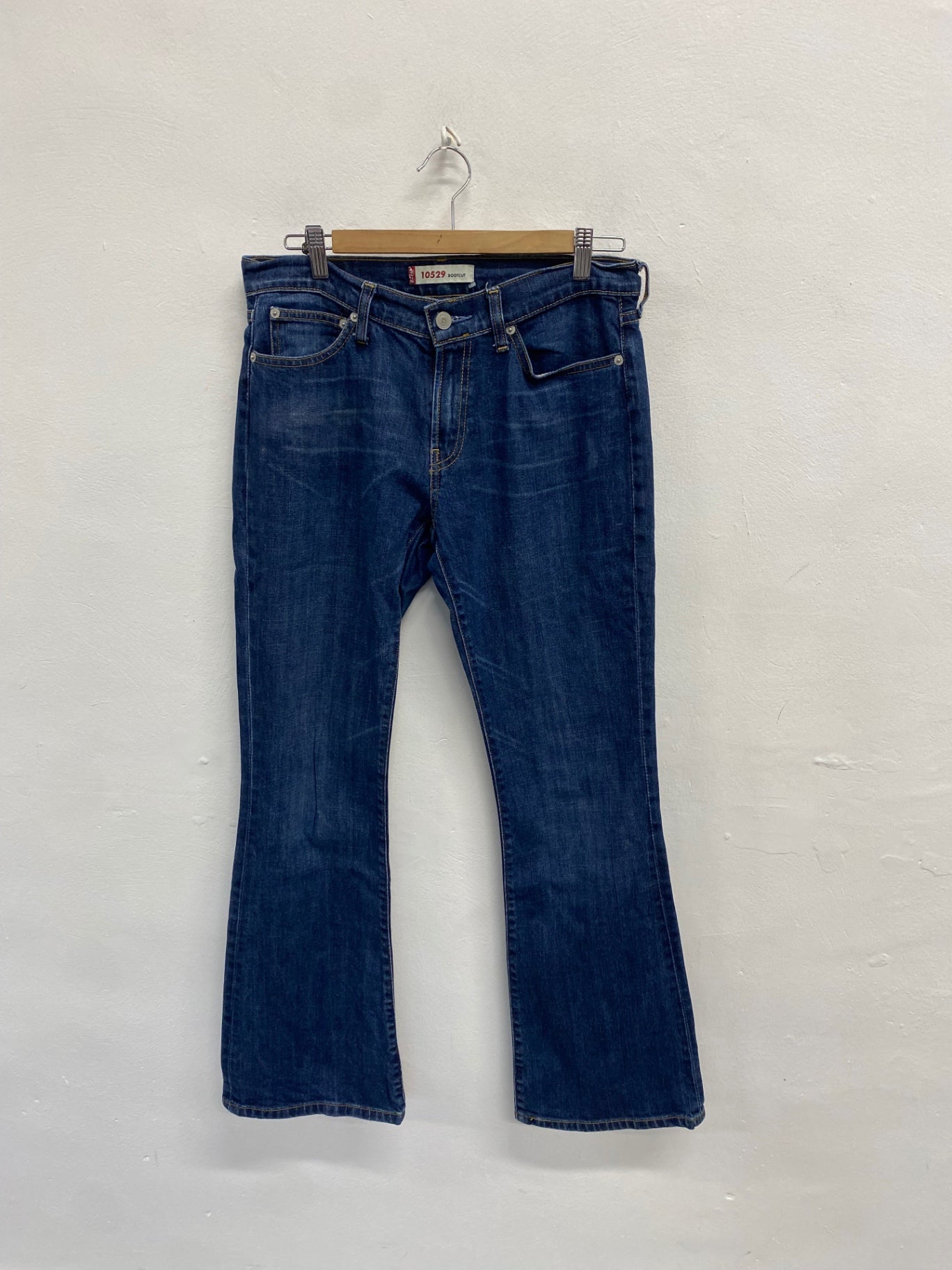 Fabulous Levi’s 10529 Bootcut Jeans W31"L32 Blue