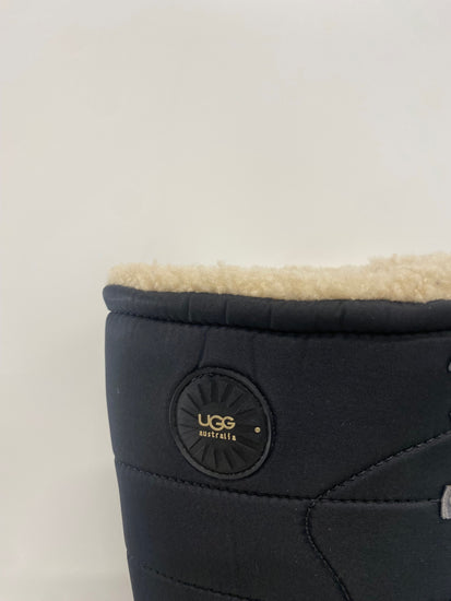 Fabulous UGG quilted high winter Boots UK6.5 Black SL495