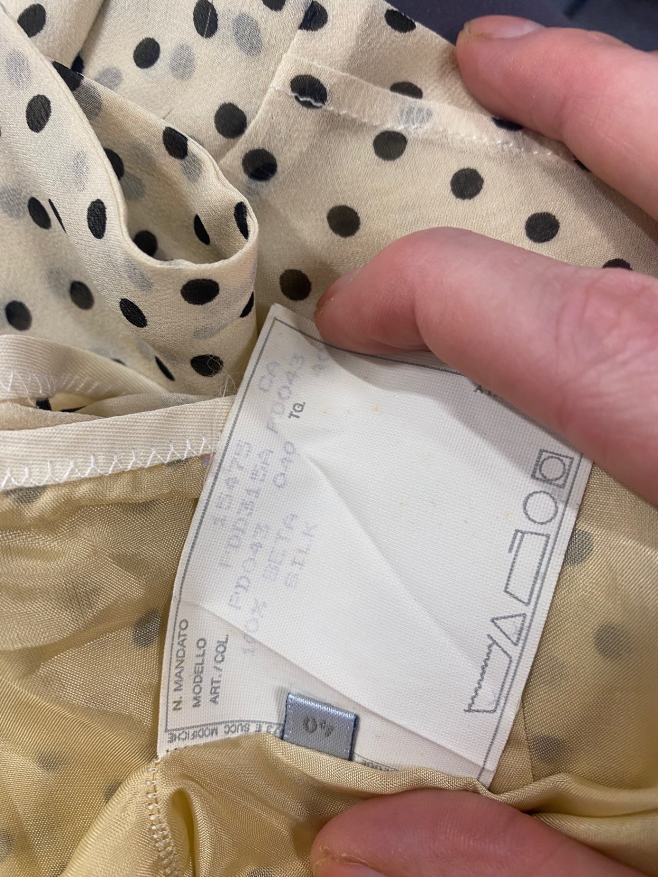 Fabulous Paul Smith pure silk spotted Blouse UK12 champagne SL496