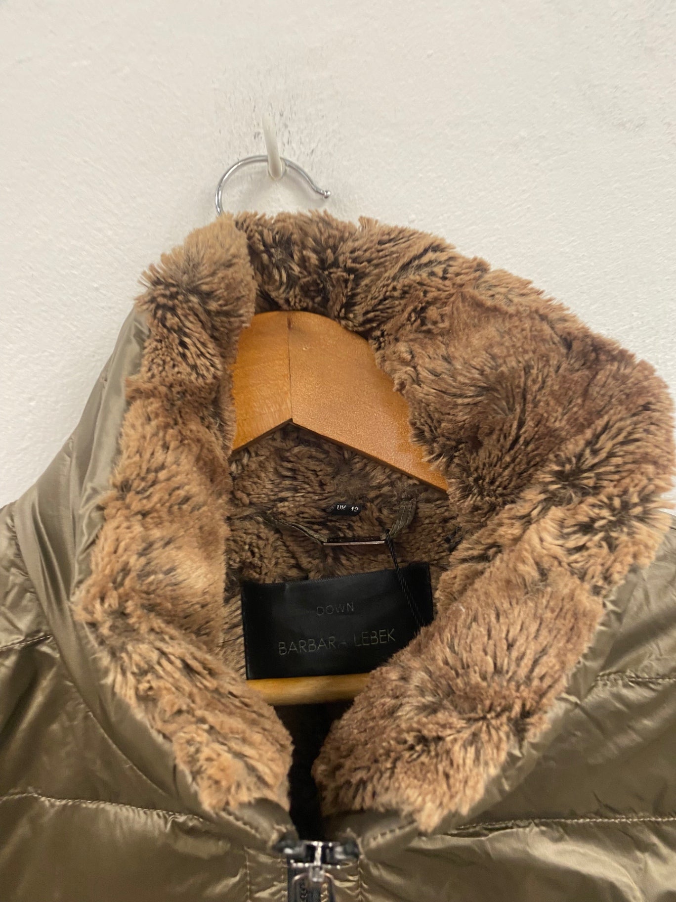 Fabulous Barbara lebek down filler cosy Puffer Jacket UK12 brown SL469