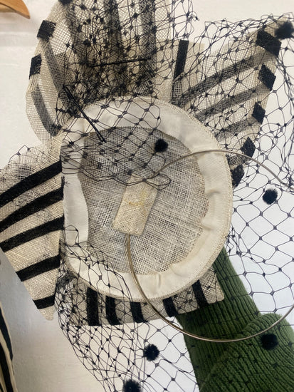 Fabulous H&M Occasion Dress & Fascinator UK18 Beige & black race Day KJ497