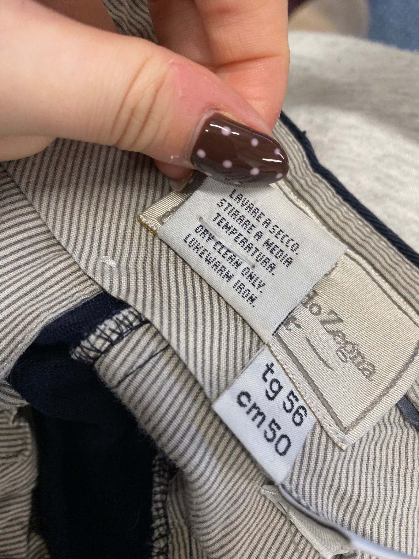 Fabulous Ermenegildo Zegna Chinos W38" Dark Blue 34.5” length SH493