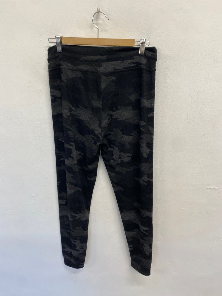 Fabulous Beyond Yoga Harem trousers UK 8 Black grey camo FH003
