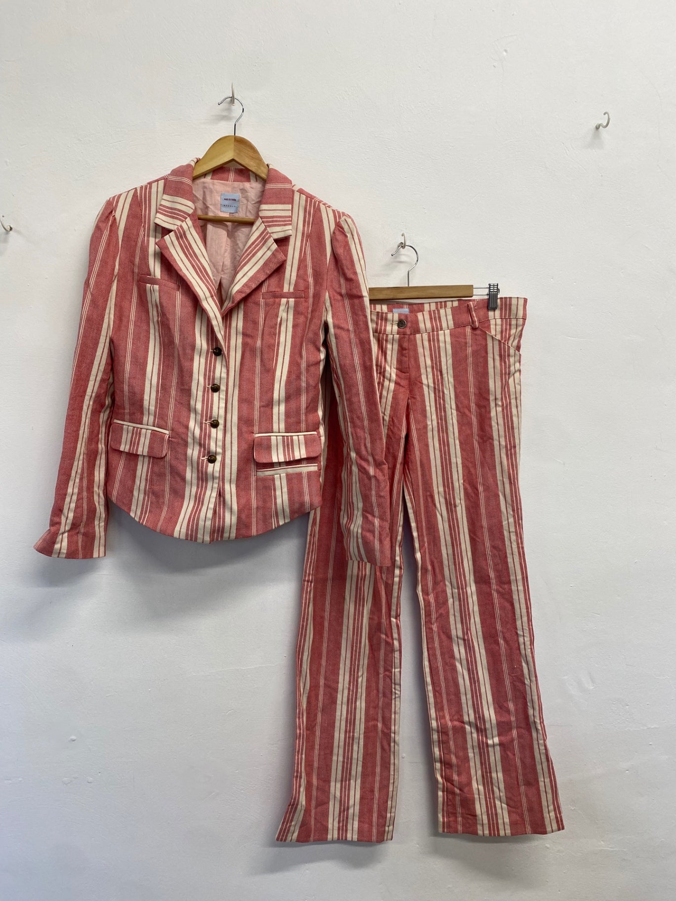 Fabulous Sass & Bide Suit Set UK 14 Red beige striped linen PS462
