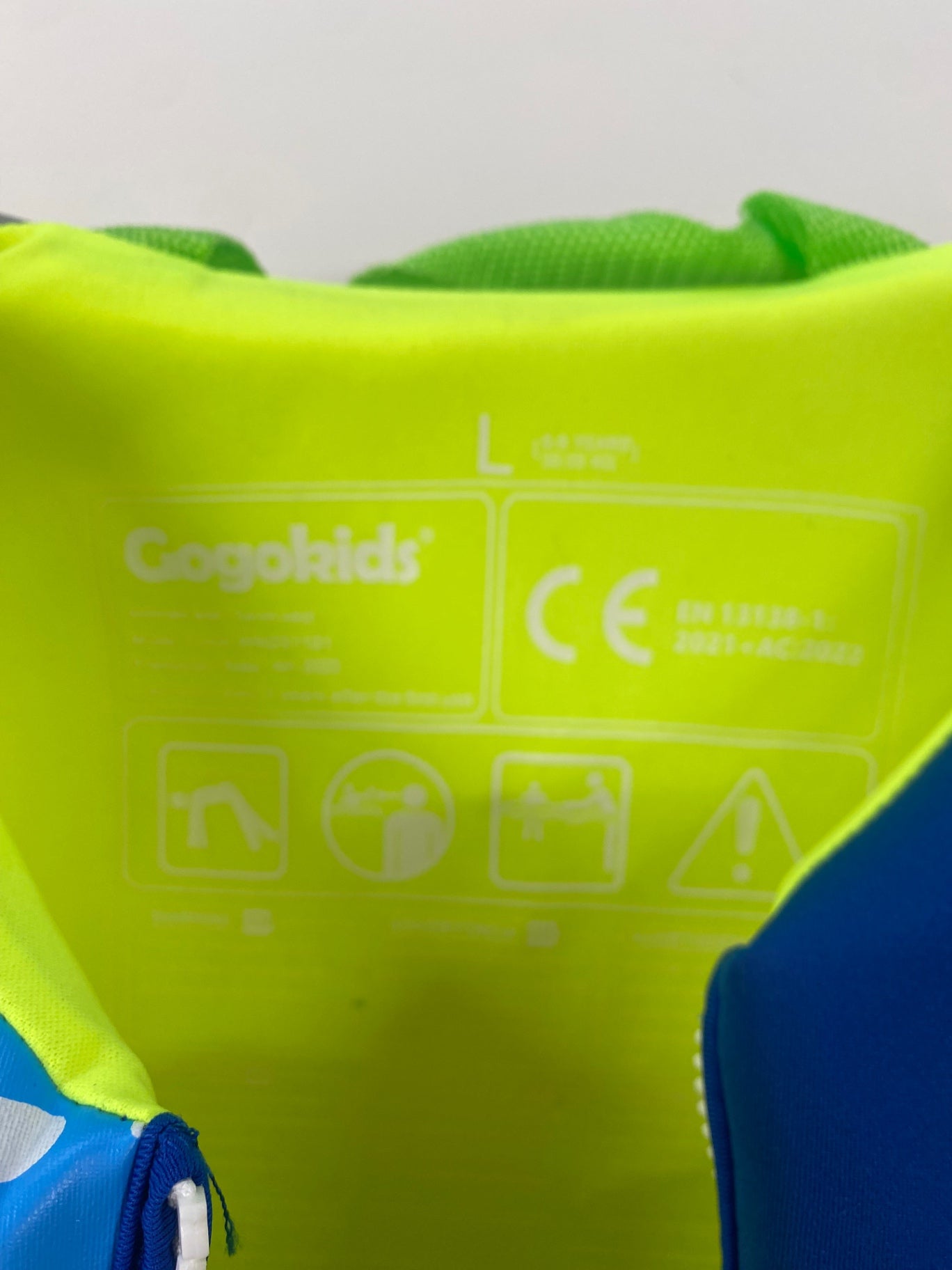 Fabulous Gogokids Life Jacket UkL Blue & Neon Green Age 6-9 RG020