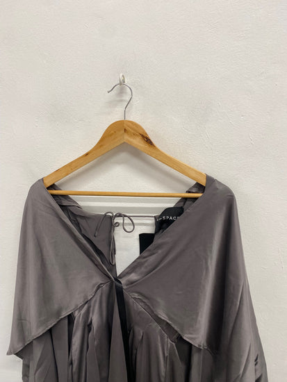 Fabulous L.A-Space silk cape Playsuit UK 10 Grey party RG020