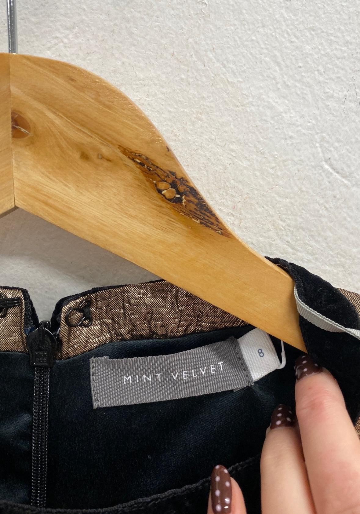 Fabulous Mint Velvet Mini dress UK 8 Gold bow detail metallic party RG020