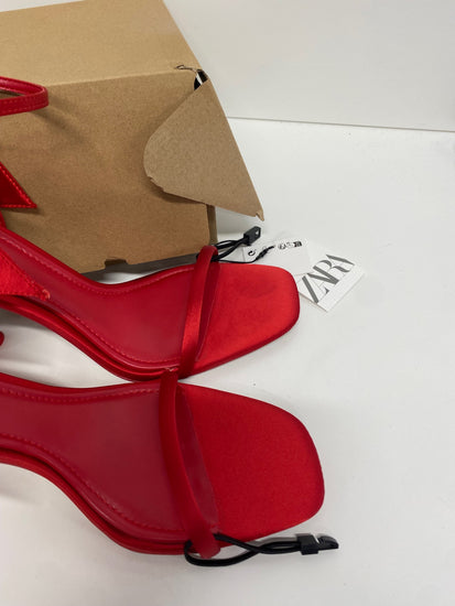 Fabulous Zara Heels UK 6 Red bow festive classy new RG020 