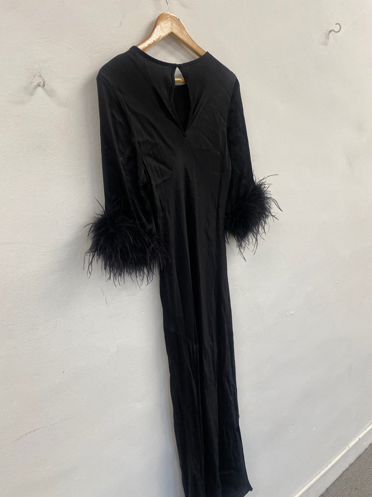 Fabulous Rewritten Satin elegant Dolly Dress feather cuffs UK14 Black SS002