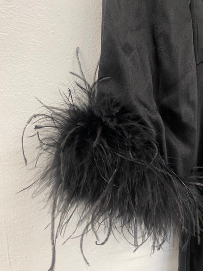 Fabulous Rewritten Satin elegant Dolly Dress feather cuffs UK14 Black SS002