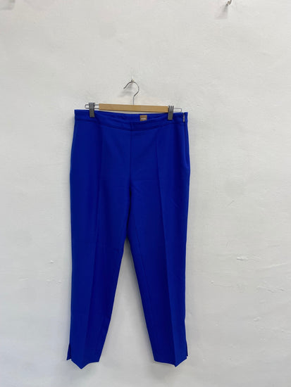 Fabulous Hugo Boss Cropped trousers UK 10 Blue vibrant SS002