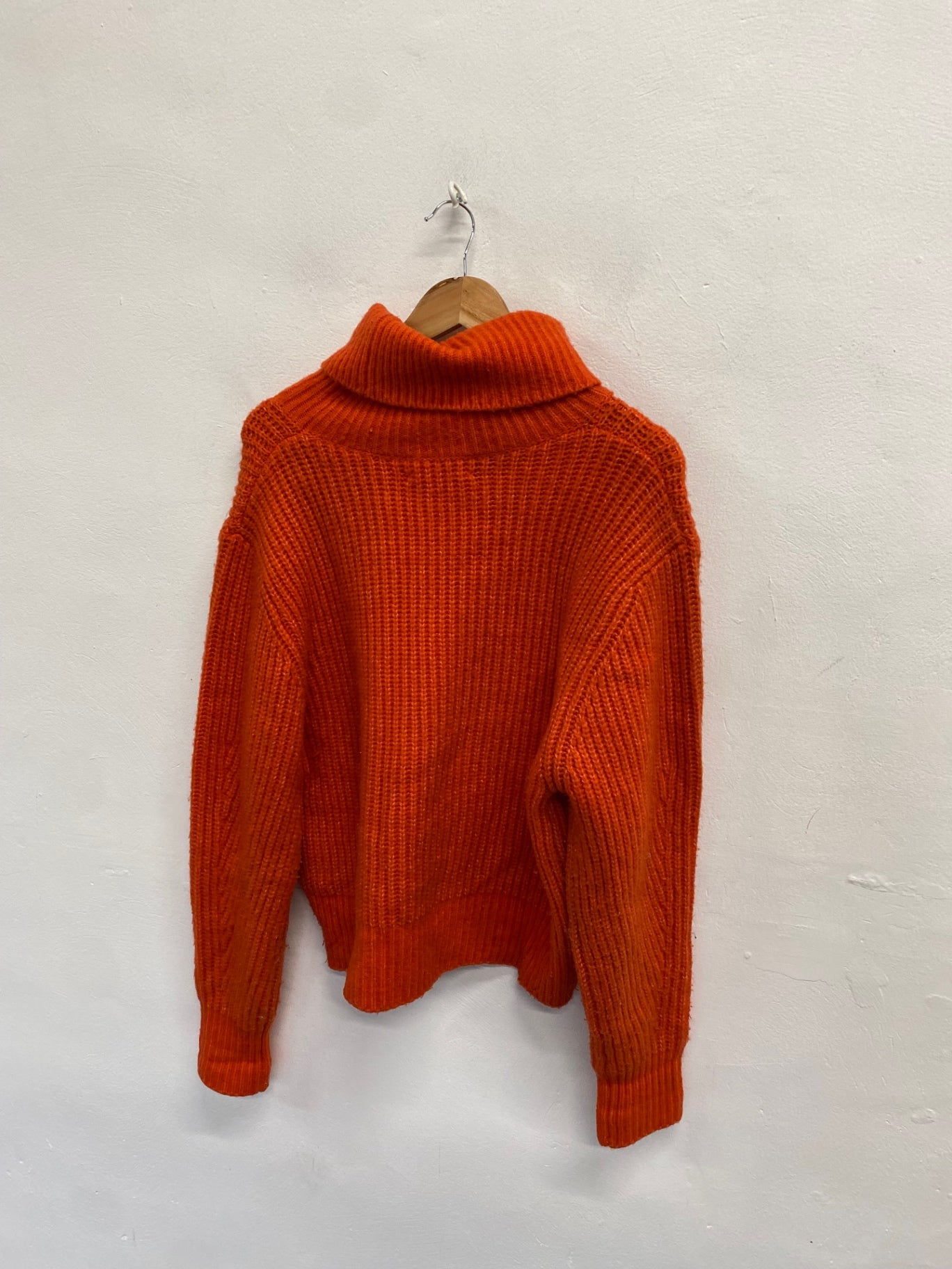 Fabulous Essentiel antwerp Sweater wool blend UK 12 Orange SS002