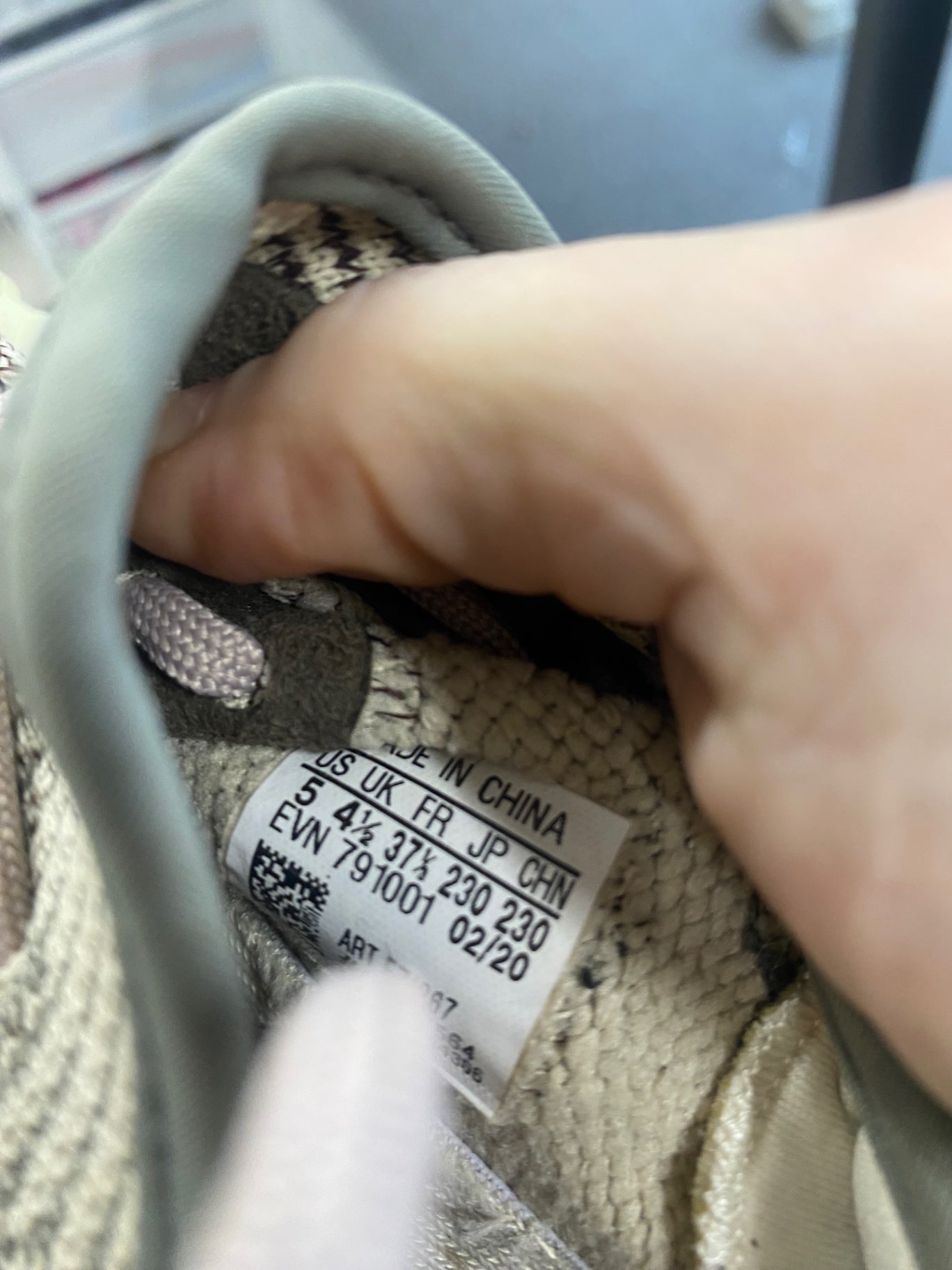 Fabulous Adidas Yeezy 350 V2 Zyon Sneakers UK4.5 Multicolor cP002