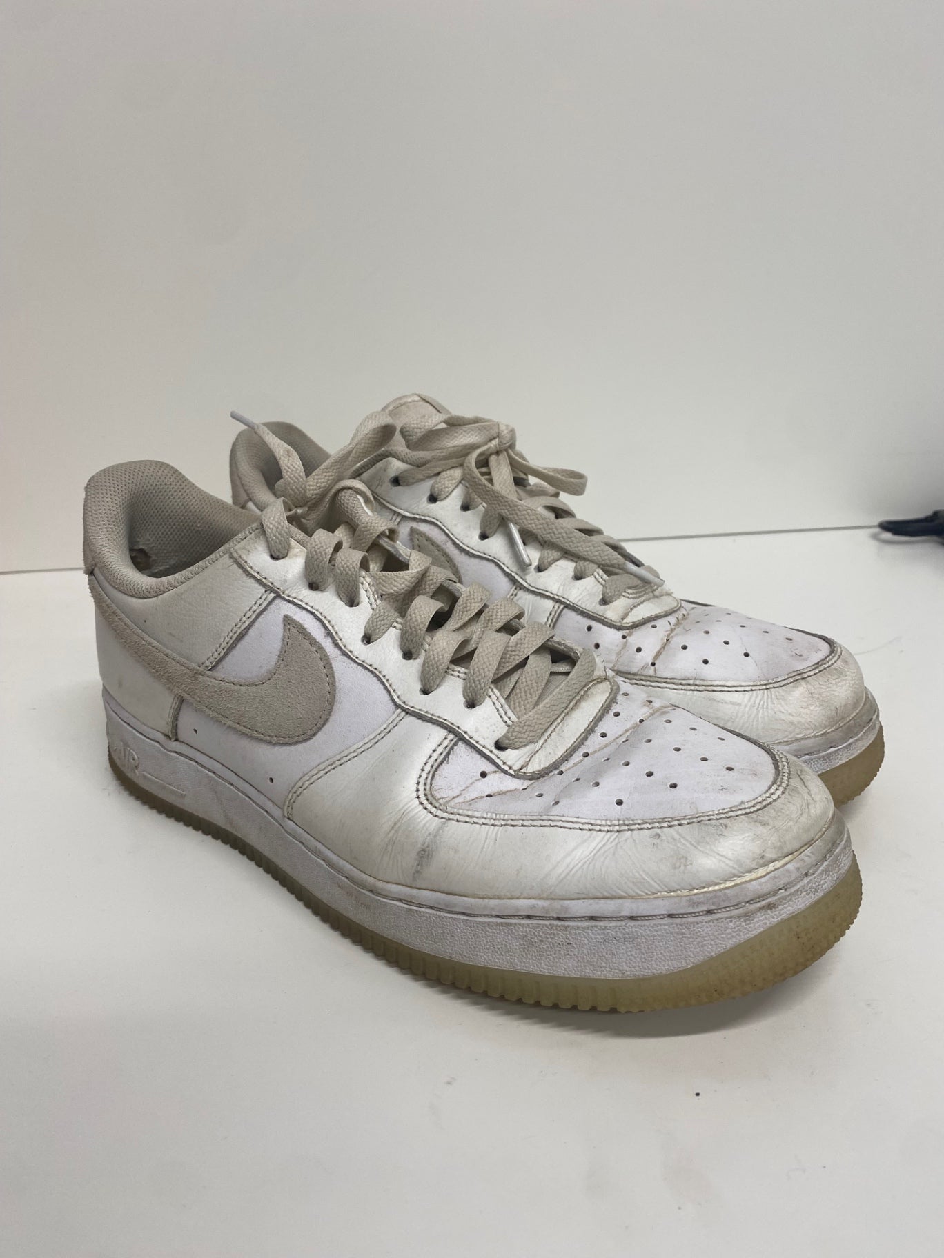 Fabulous Nike Air Force 1 Low 07 Sneakers Uk9.5 White CP001
