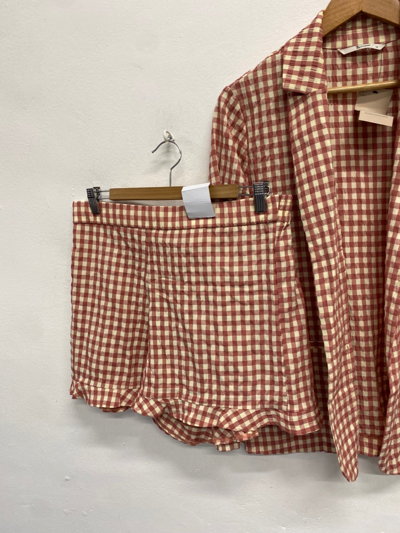 Fabulous TU Suit Set UK 14 Red cream gingham blazer shorts #5 FQ501