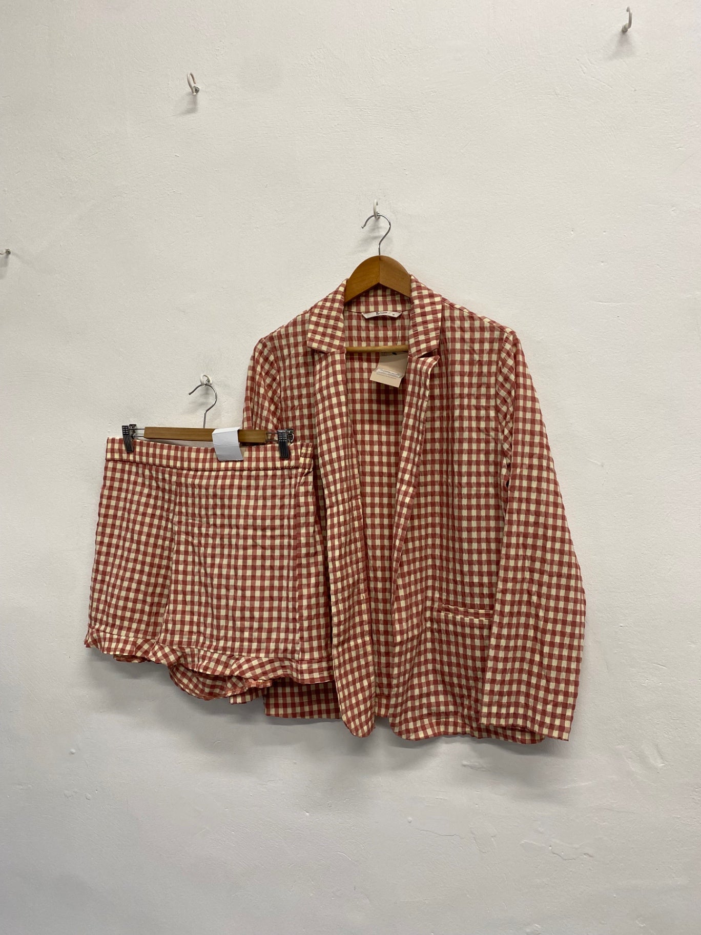 Fabulous TU Suit Set UK 14 Red cream gingham blazer shorts #5 FQ501
