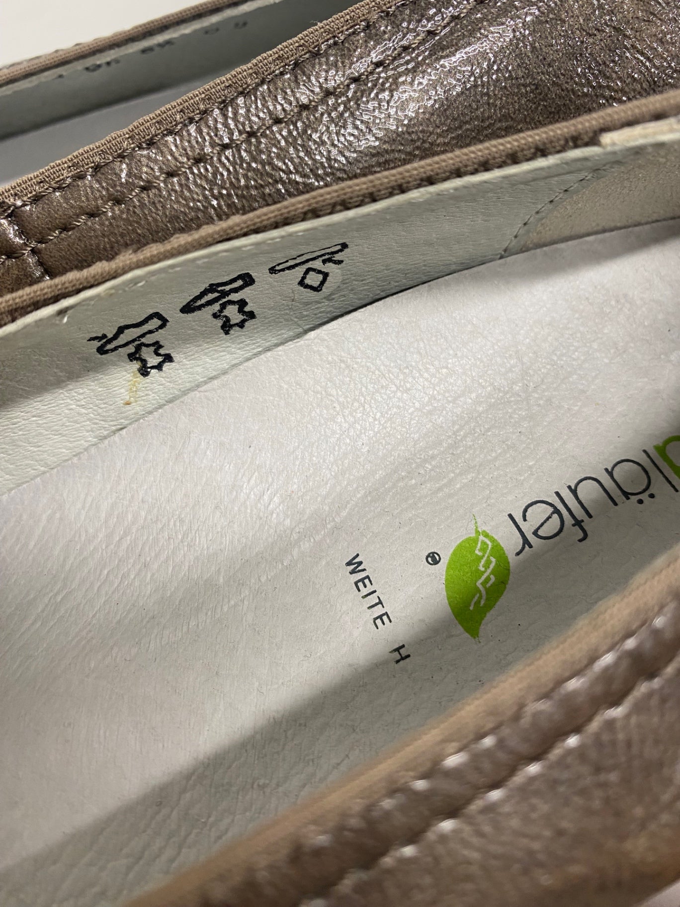 Fabulous WaldLaufer leather width H Ballet Flats UK6.5 Taupe