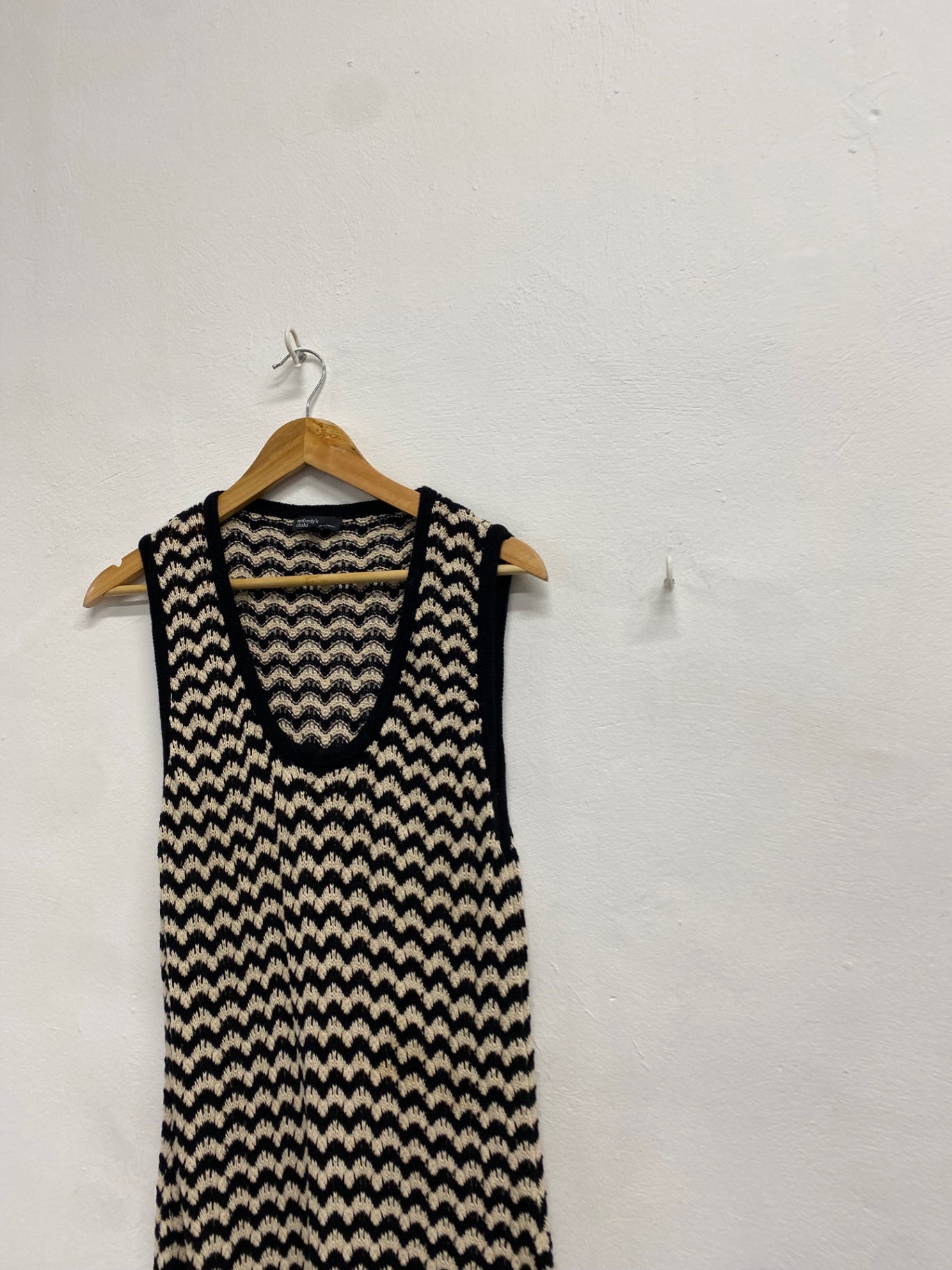 Fabulous Nobody’s Child crochet Midiaxi Dress UK 12 Black and beige LG276