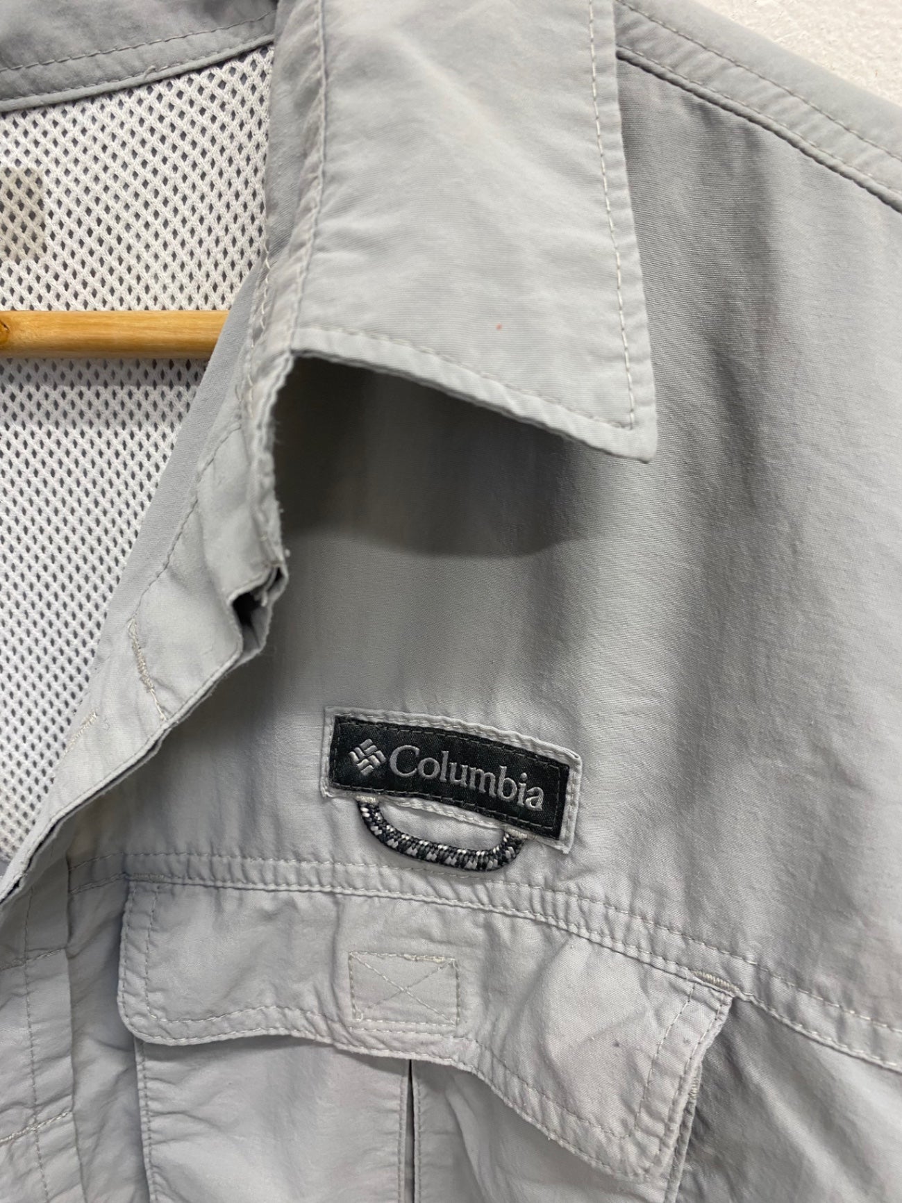 Fabulous Columbia Shirt UK XL Grey casual LG276