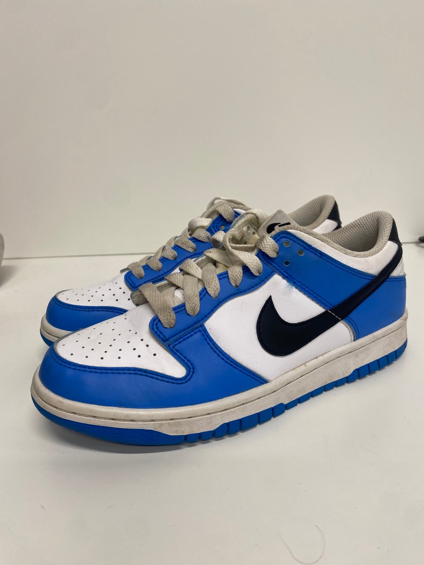 Fabulous Nike Dunk low Sneakers Uk5.5 Blue & White VW001