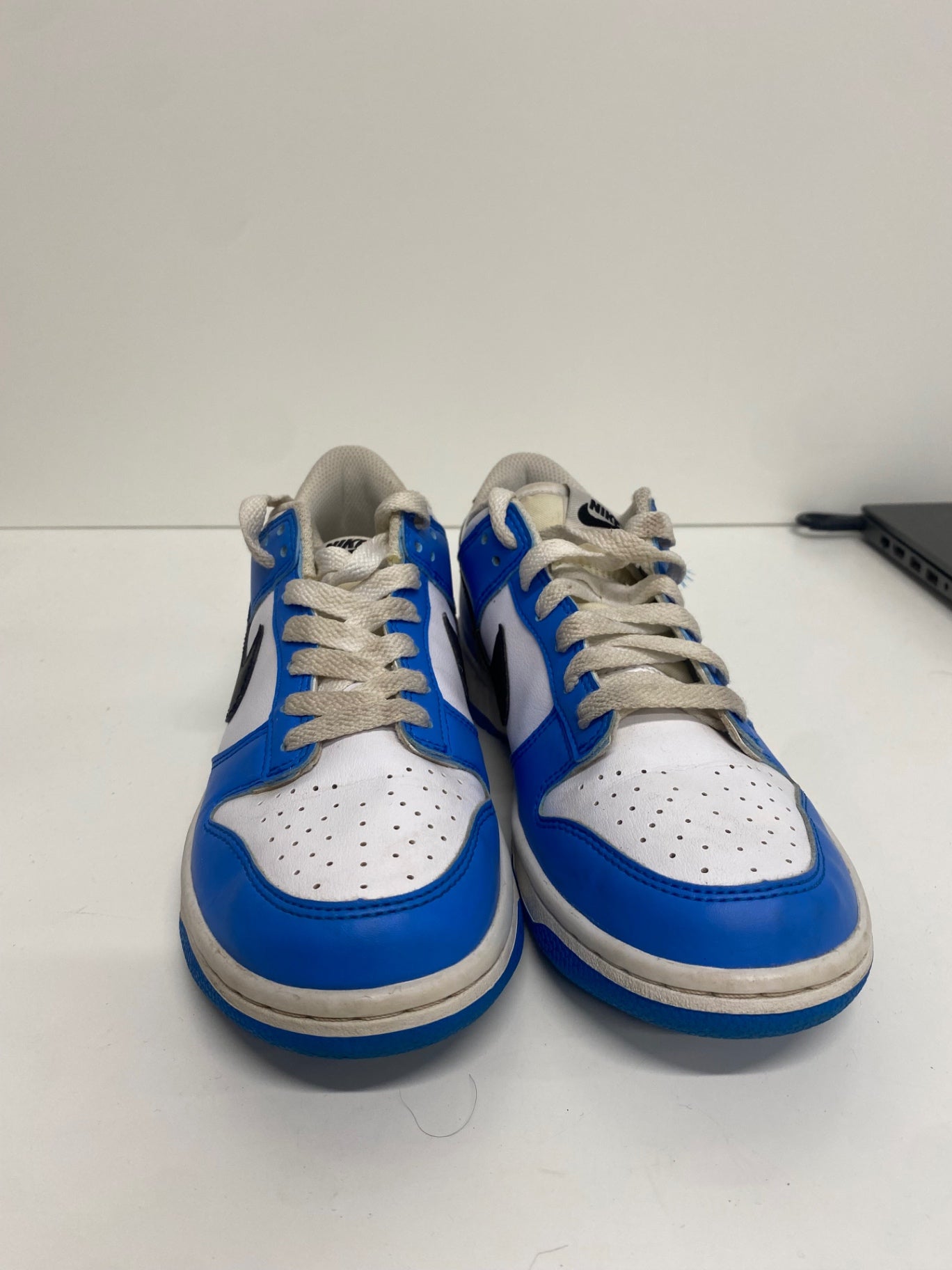 Fabulous Nike Dunk low Sneakers Uk5.5 Blue & White VW001