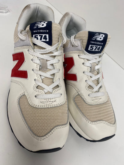 Fabulous New Balance 574 low sea salt Sneakers UK9 Beige ML574WN2 LT002