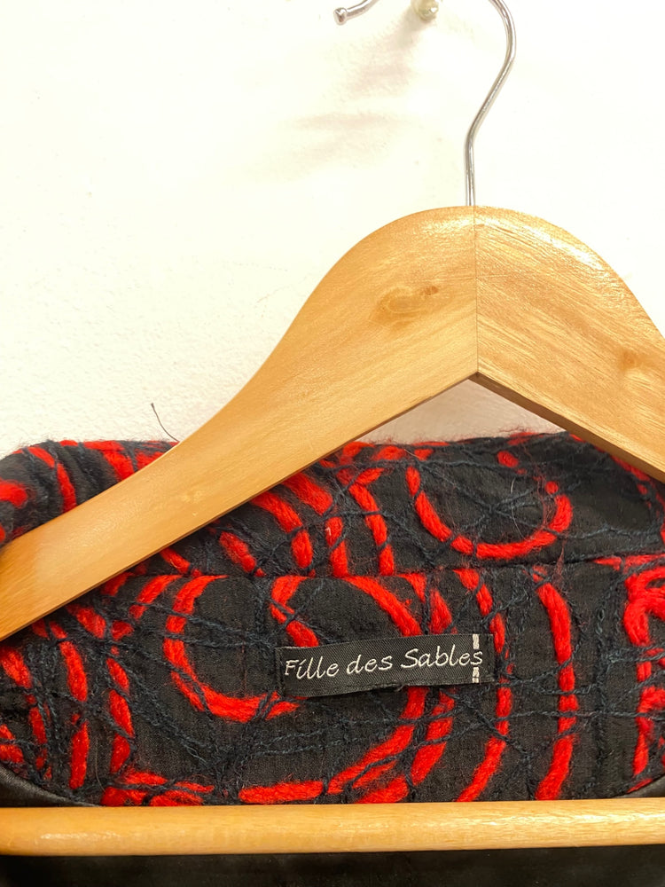 Fabulous Fille de sables Longline jacket & waistcoat UK 8 Black and Red manga alternative KF221