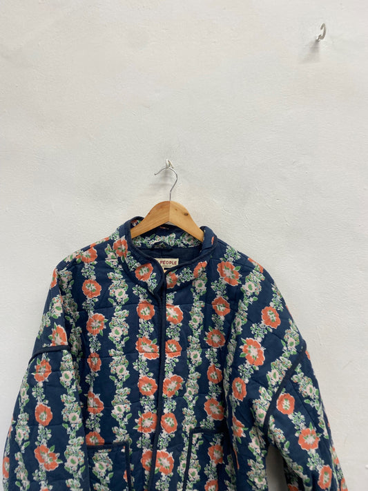 Fabulous Free People Chloe Quilted jacket bomber UK 14 Navy floral AC504