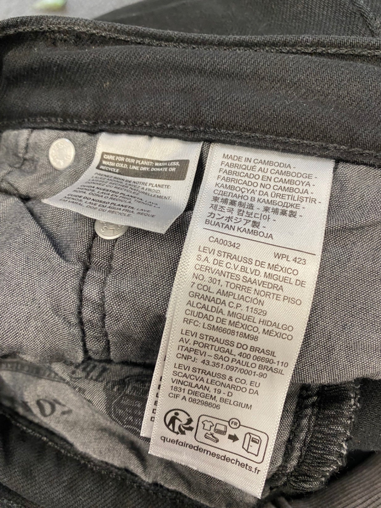 Fabulous Levi's 501 Straight jeans W32 L28 Black AC504