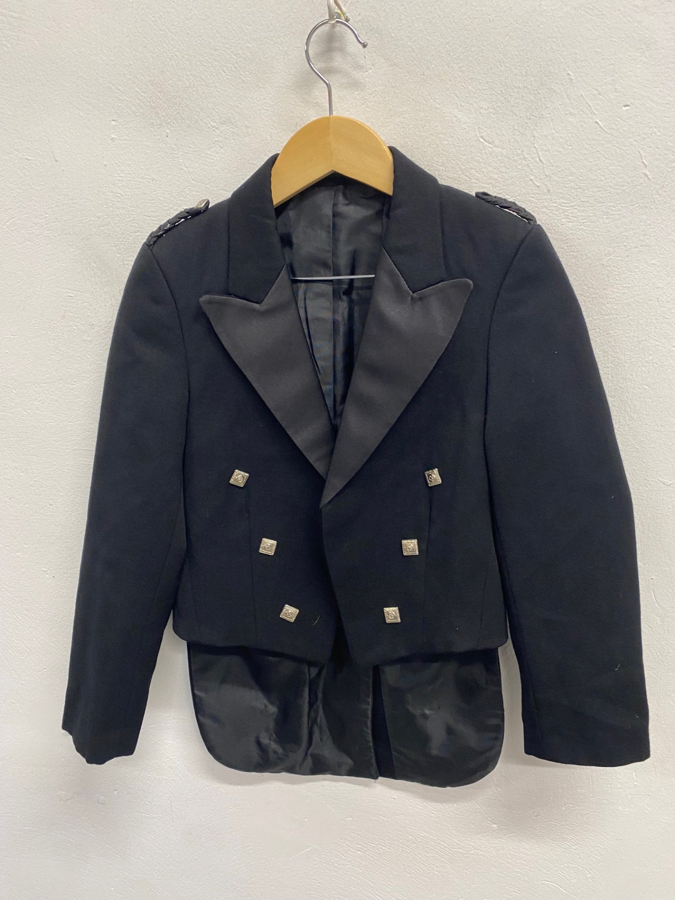 Fabulous ex hire Scottish Wool Prince Charlie Kilt Jacket Age 9-11 Black #910 MD001