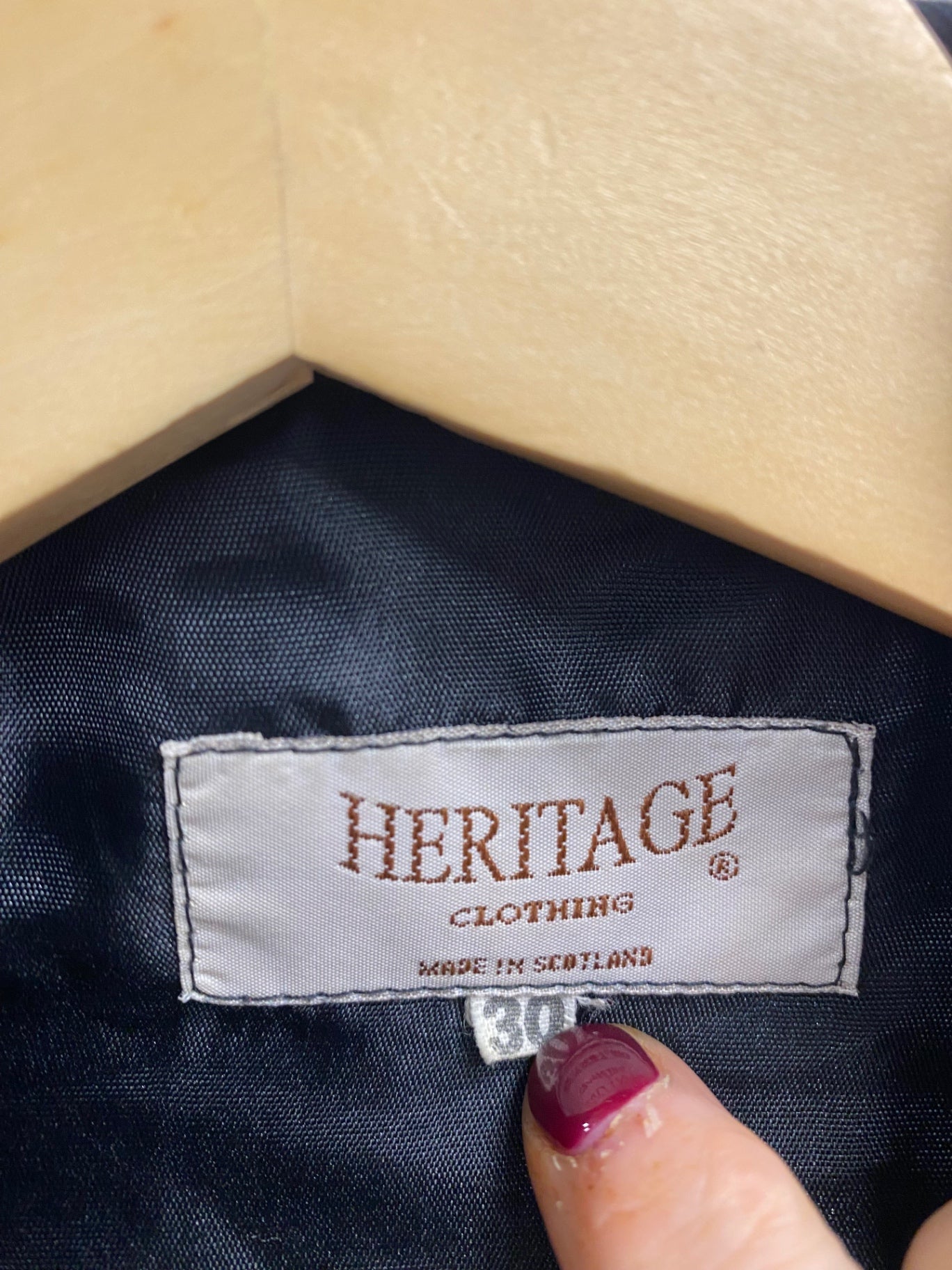 Fabulous ex hire Heritage wool Prince Charlie Kilt Jacket Age 8-10 Black #903 MD001