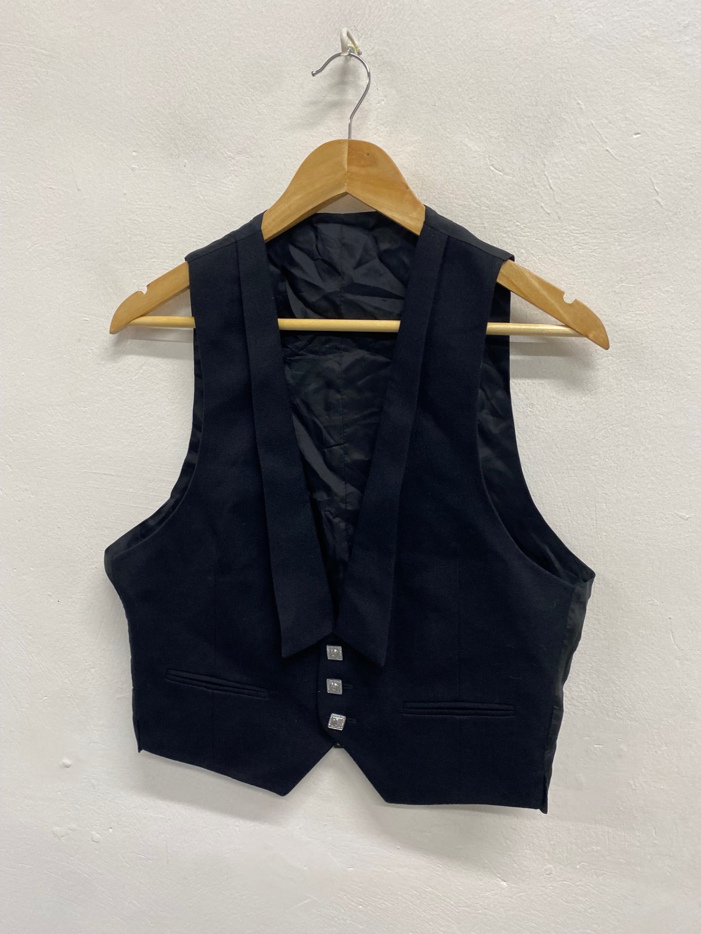 Fabulous ex hire Scottish Prince Charlie Wool Kilt waistcoat 36R Black #911 MD001