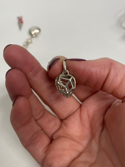 Fabulous Links of London Flutter & wow silver heart Bracelet charm One size DW002