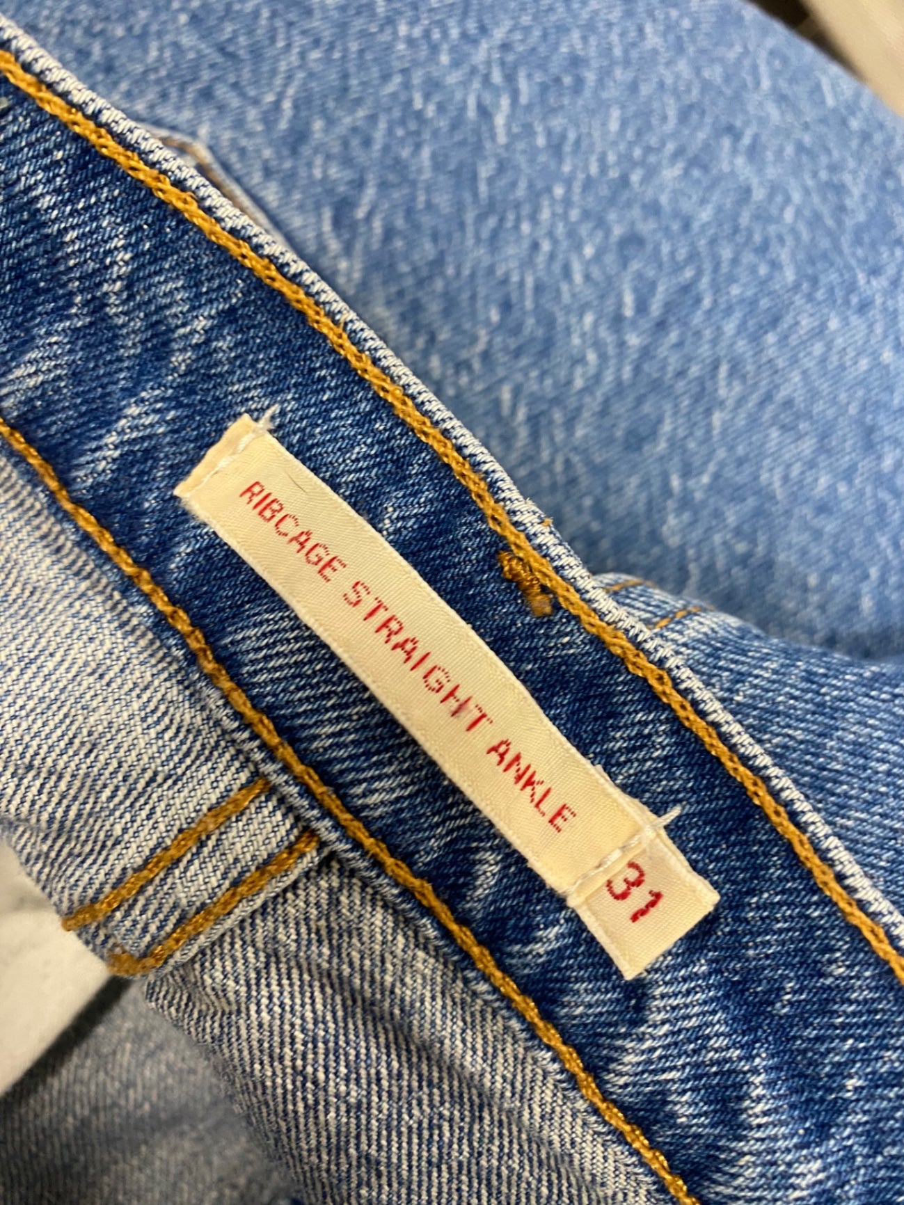 Fabulous Levi’s rib cage straight Cropped jeans W31" Blue NN505