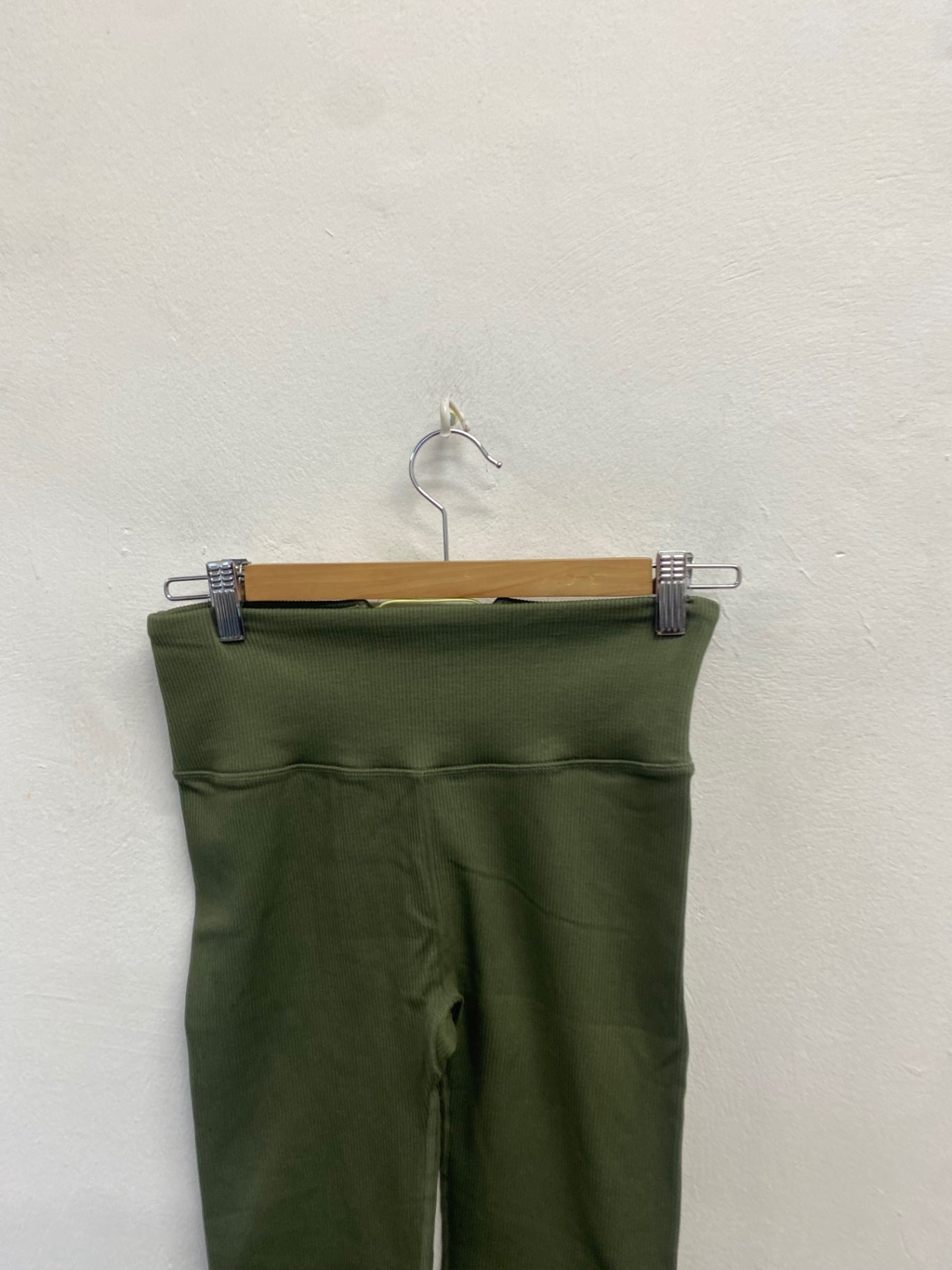 Fabulous Fabletics Leggings UK 8/10 Olive Green TA506