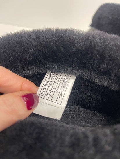 Fabulous Ugg Brielle waterproof winter Boots Uk5.5 Black KM507