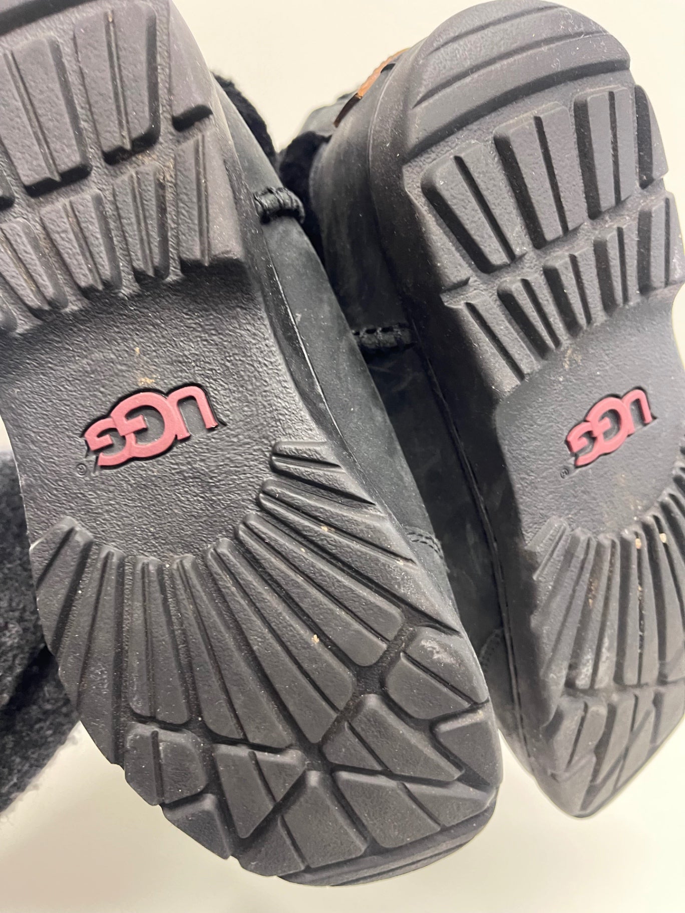 Fabulous Ugg Brielle waterproof winter Boots Uk5.5 Black KM507