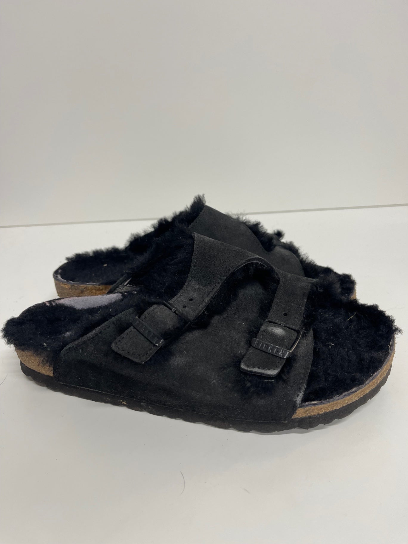 Fabulous Birkenstock Arizona shearling Sandals UK4 Black KM507
