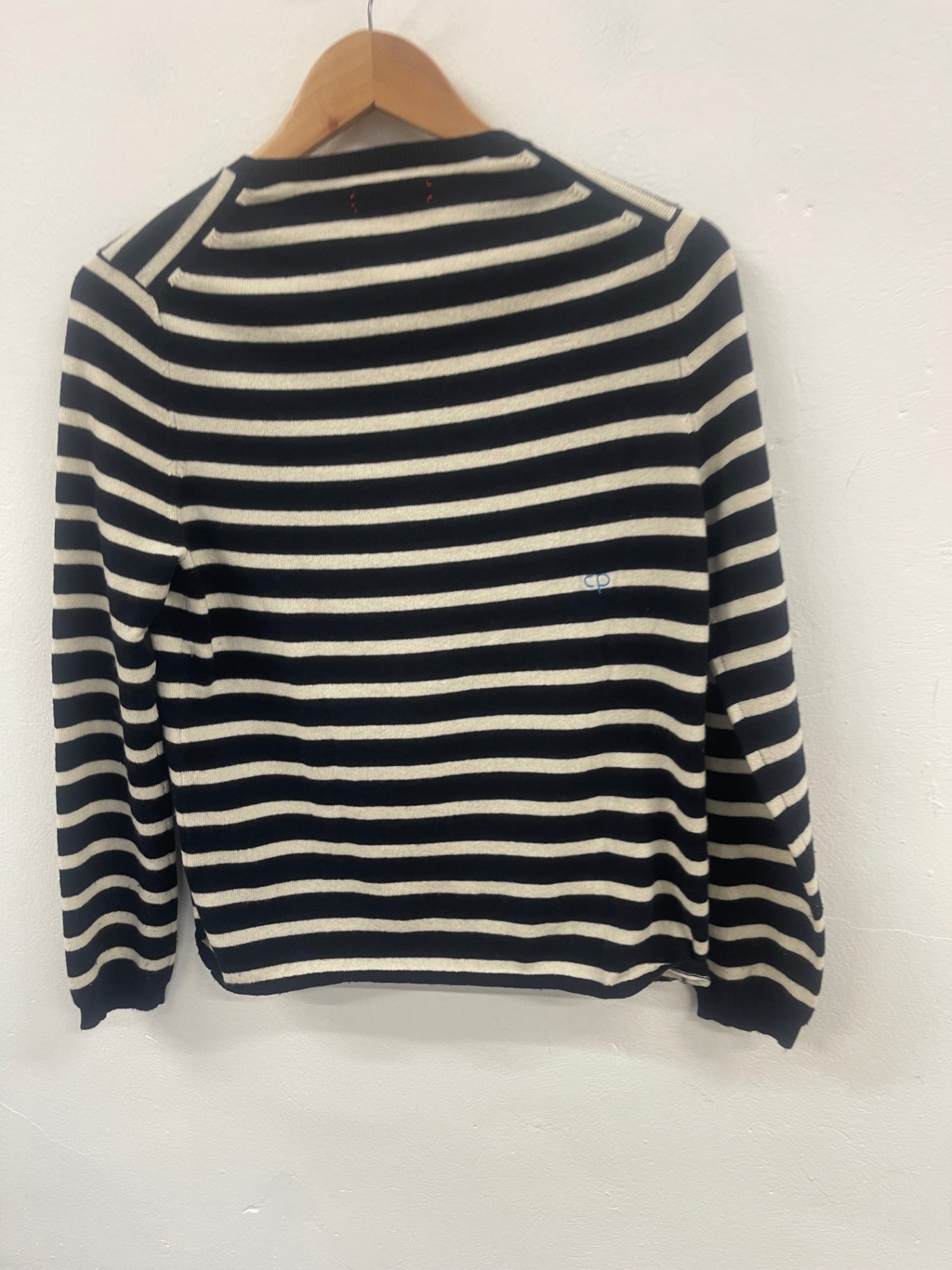 Fabulous Chinti and Parker cloudy weather Sweater UKS Navy blue and cream WLH511