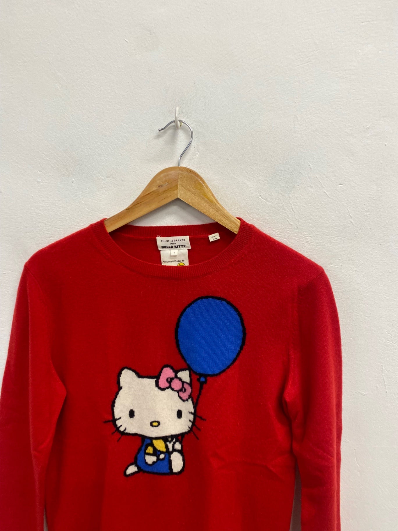 Fabulous Chinti & parker x hello kitty cashmere Knitted jumper UK 8 Red blue WLH511