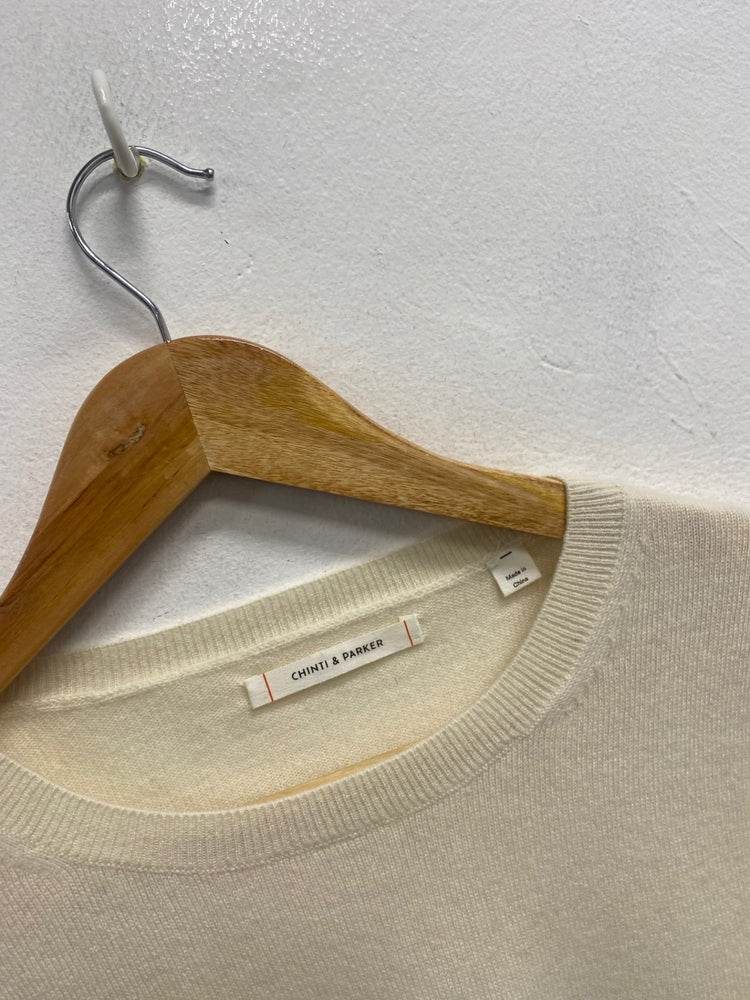 Fabulous Chinti & parker cashmere it’s late kiss me jumper UK 8 Cream WLH511