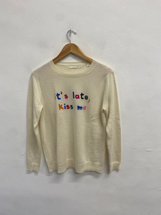Fabulous Chinti & parker cashmere it’s late kiss me jumper UK 8 Cream WLH511
