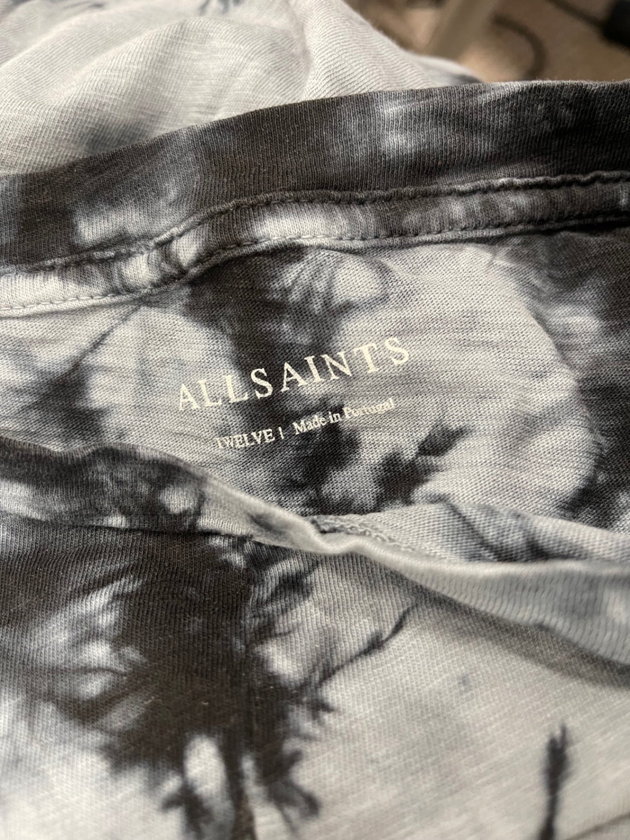 Fabulous AllSaints Dropout Tie Dye  T-Shirt UK12 Black & Grey LB512