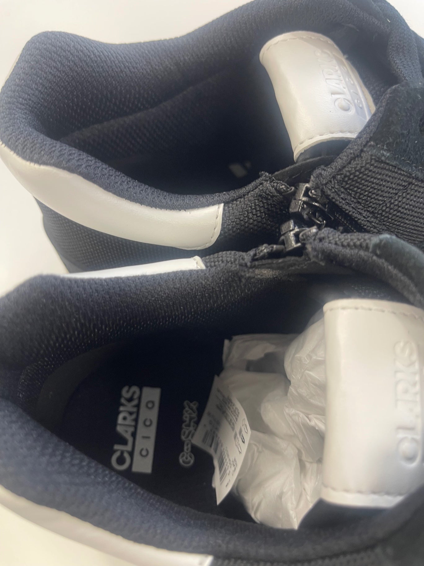 Fabulous Clark’s Cico Mid O teenager Sneakers Uk7 Black Suede LW516