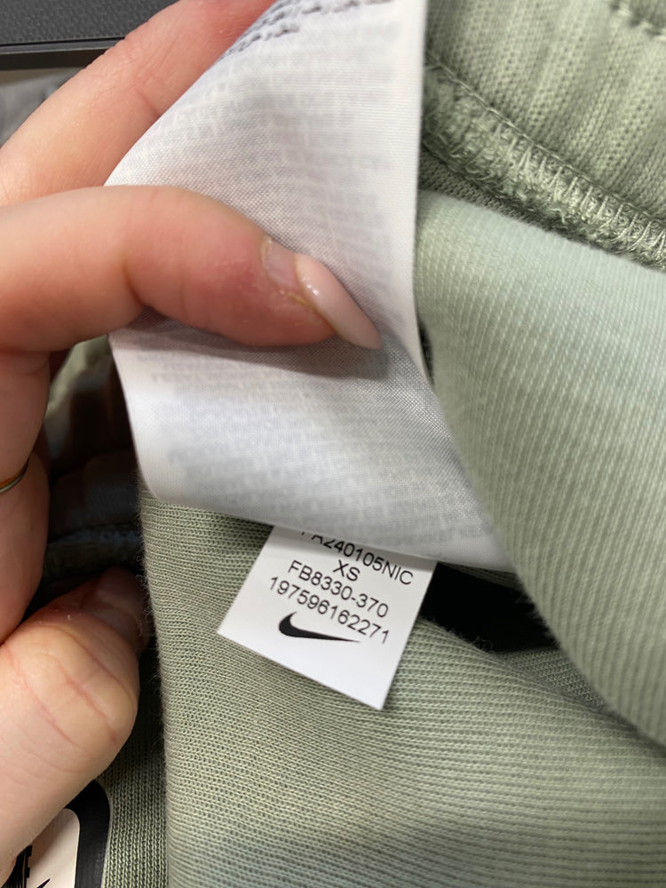 Fabulous Nike tech fleece Joggers UK XS Mint Green  KG526