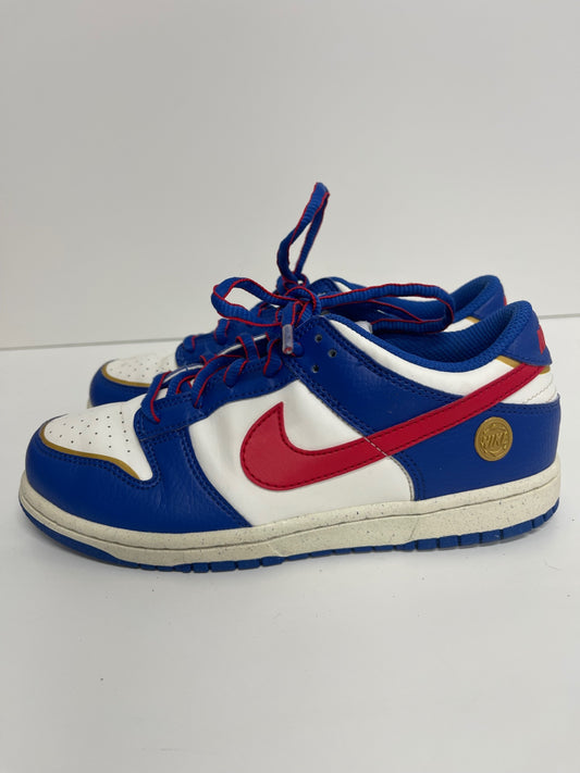 Fabulous Nike Dunk Low GS superhero Sneakers UK2.5 Blue & white JG527