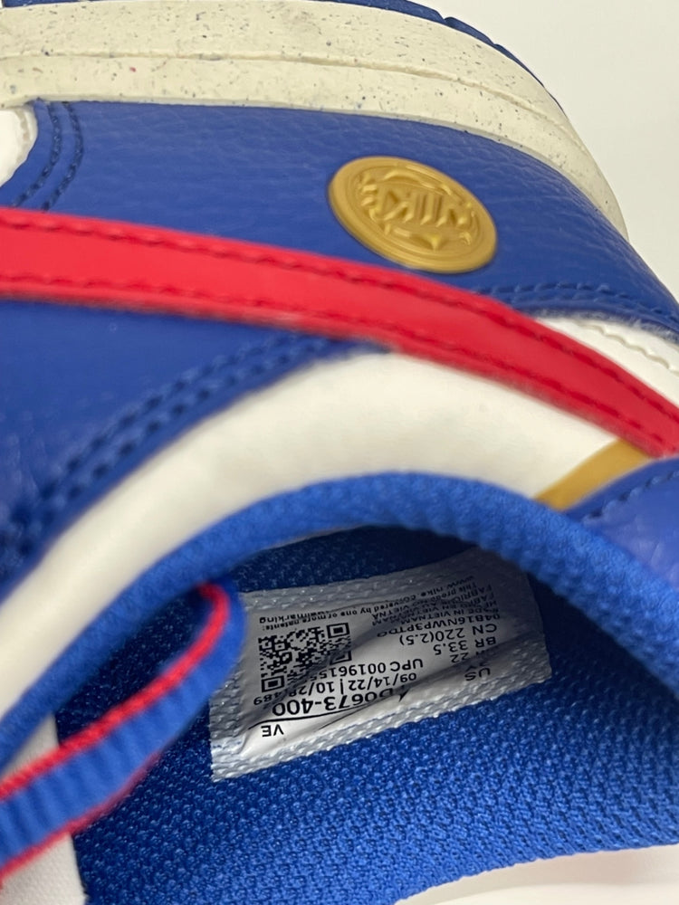 Fabulous Nike Dunk Low GS superhero Sneakers UK2.5 Blue & white JG527