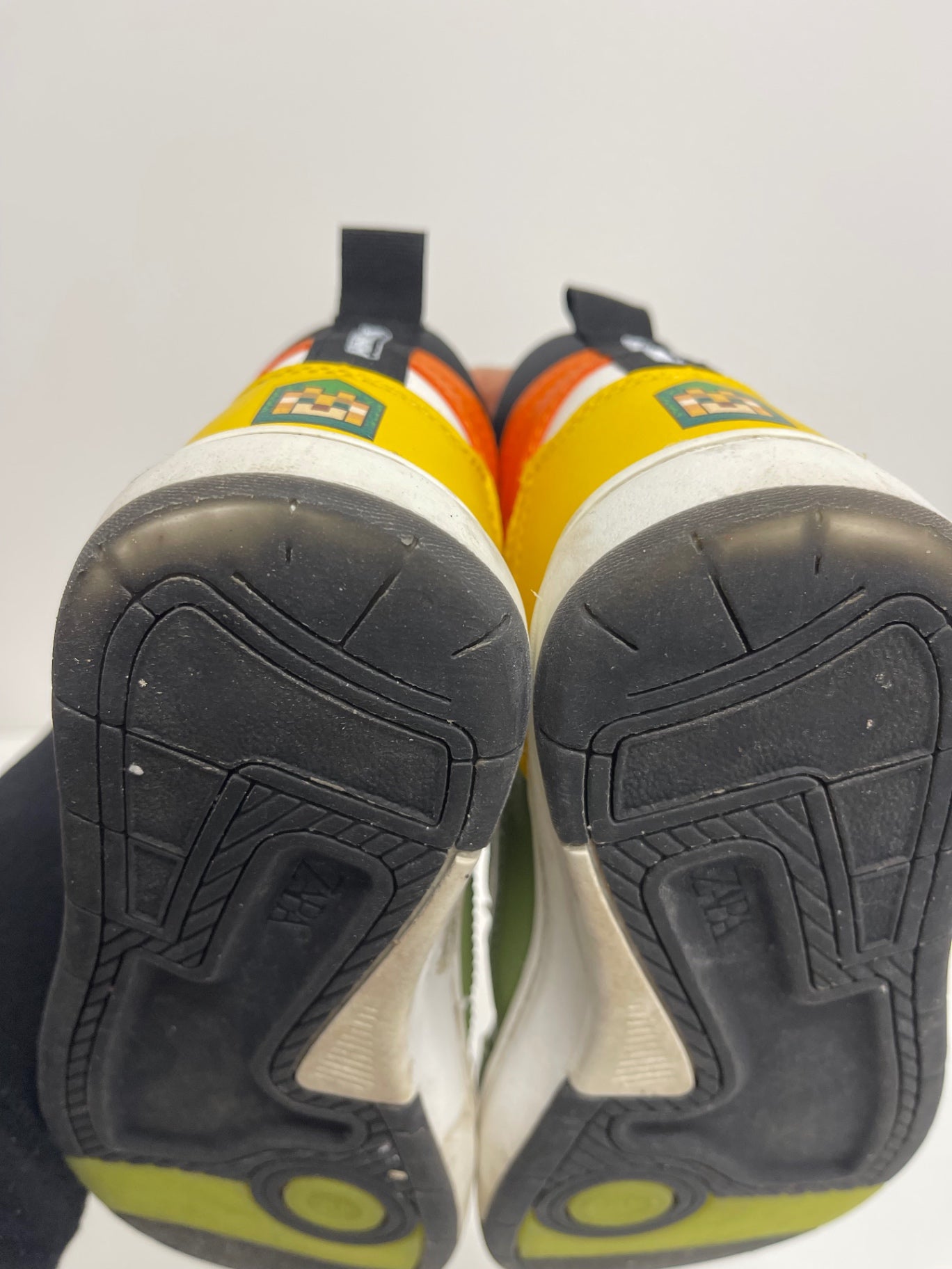 Fabulous ZARA Sneakers 32 Multi-coloured Rare NL529