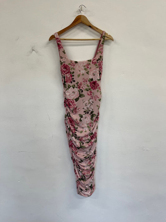 Stunning Club L London ruched floral Dress Uk8 Pink FH539